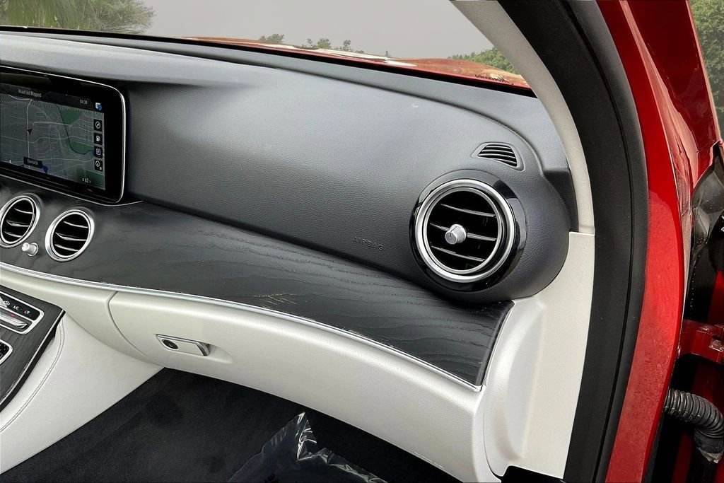 Used 2021 Mercedes-Benz E 450 4MATIC All-Terrain Wagon w/ Premium Package image 26