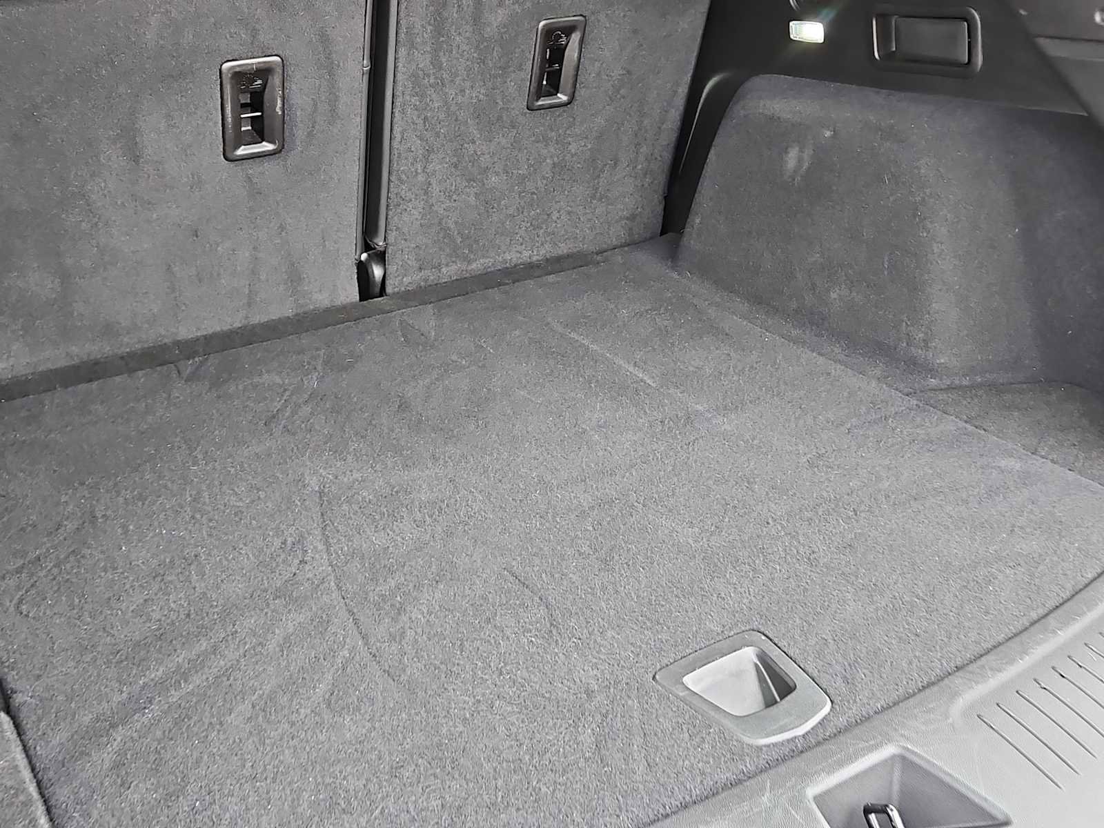 Used 2023 Cadillac XT5 Luxury FWD image 23