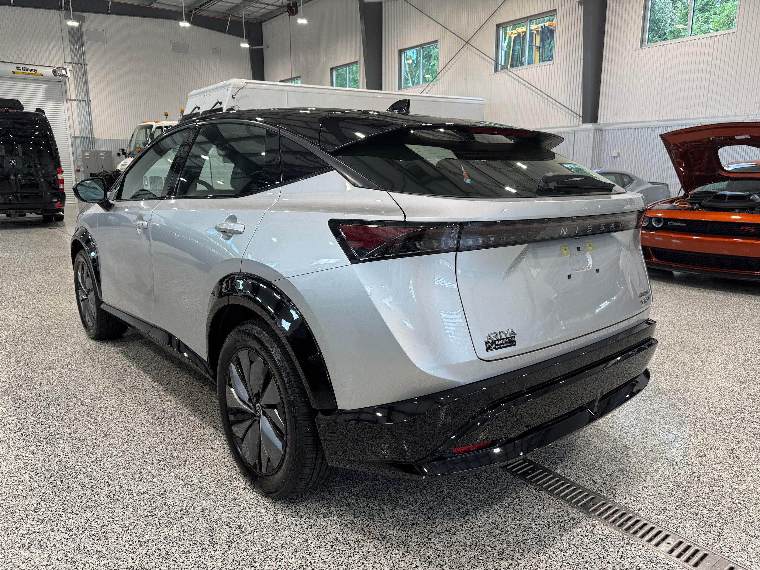 Used 2024 Nissan Ariya AWD image 7