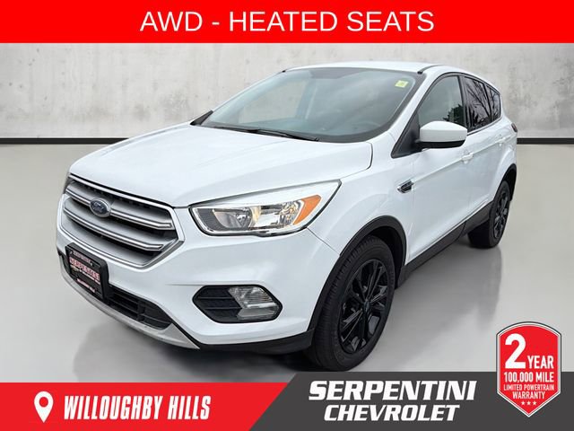 Used 2019 Ford Escape SE image 1