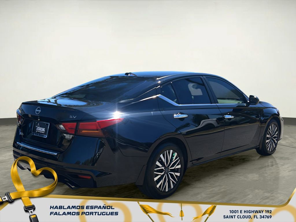 Used 2023 Nissan Altima 2.5 SV w/ SV Premium Package image 6