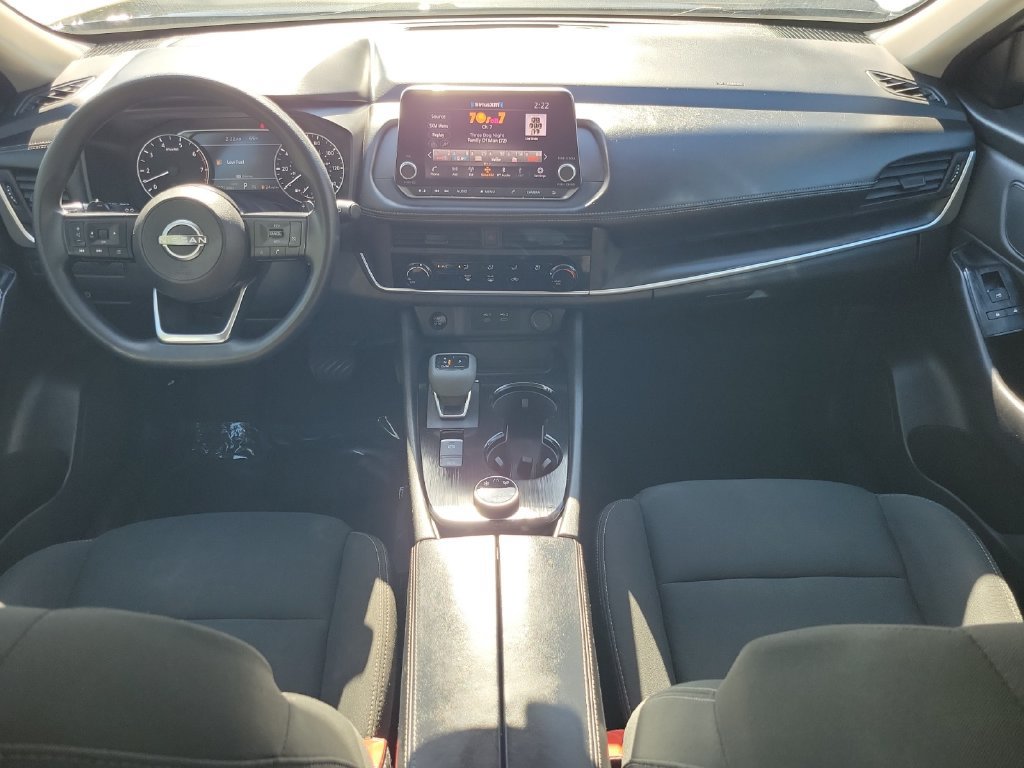 Used 2024 Nissan Rogue S AWD/4WD image 11