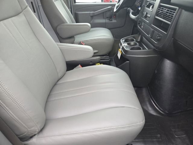 New 2026 Chevrolet Express 3500 Extended w/ Driver Convenience Package image 20