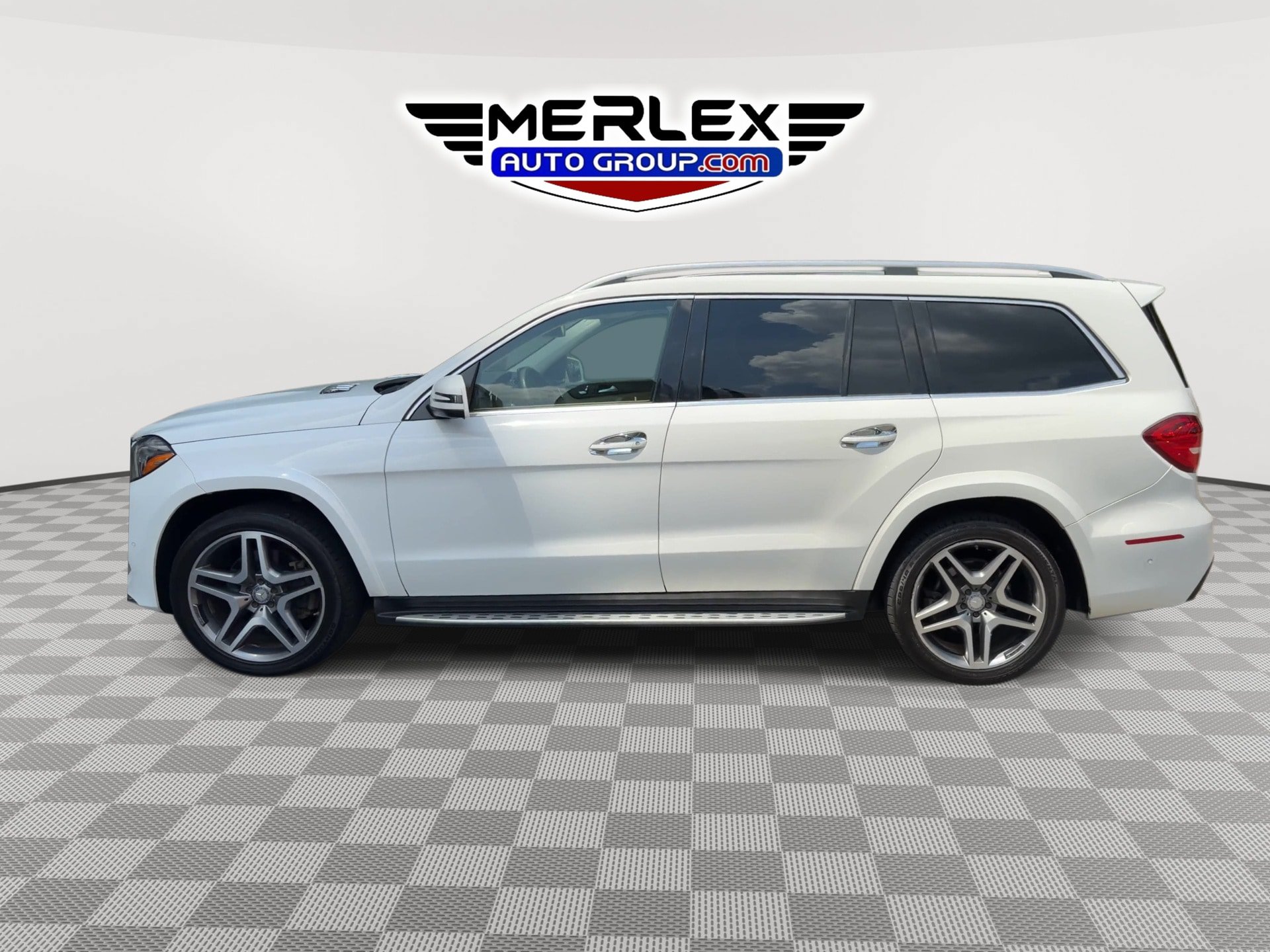 Used 2017 Mercedes-Benz GLS 550 4MATIC image 5