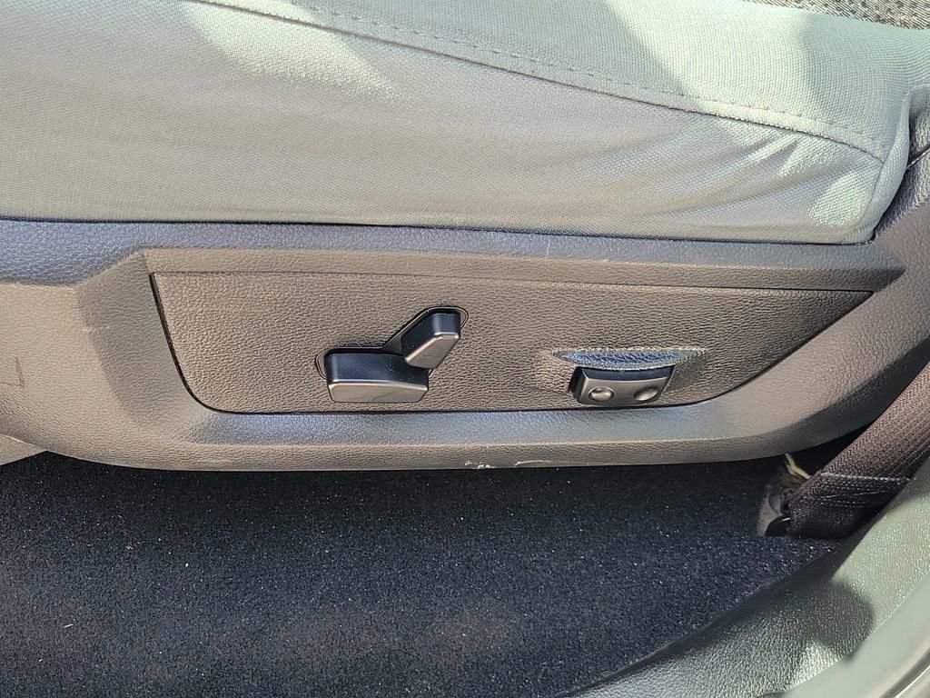 Used 2019 RAM 1500 Big Horn image 25