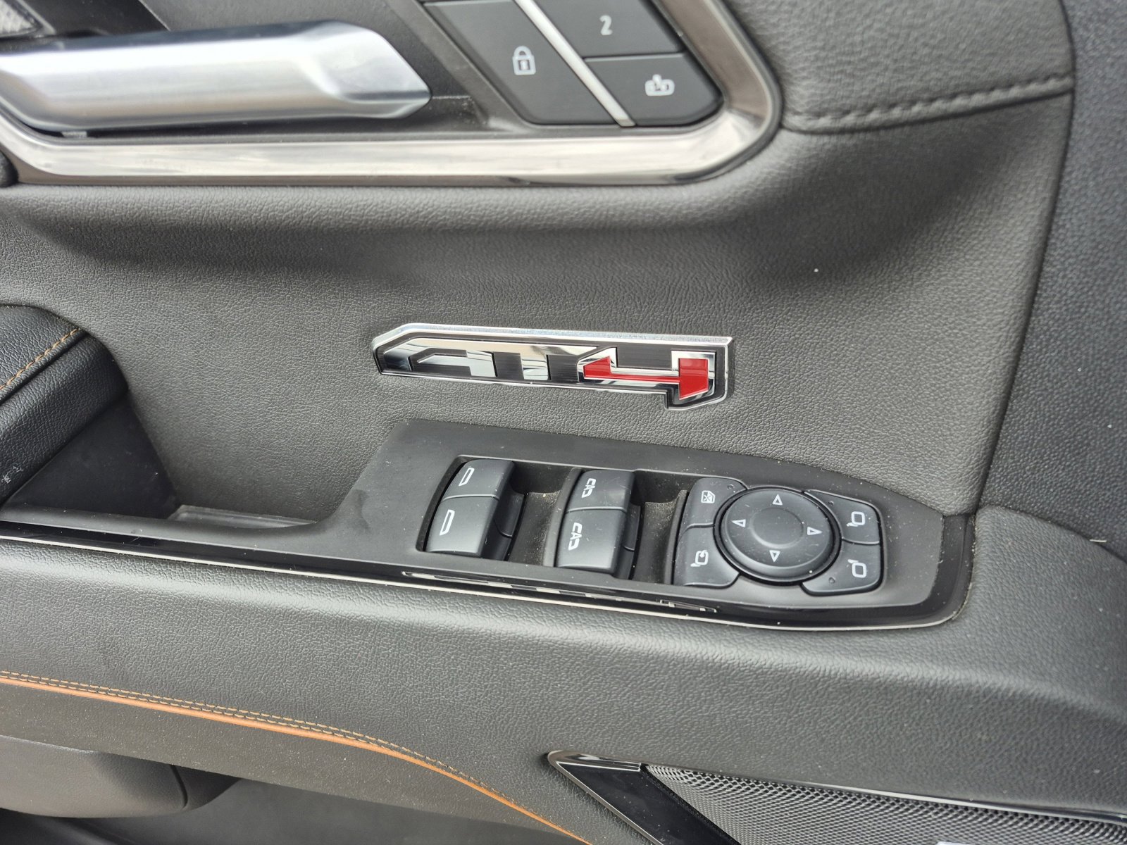 Used 2024 GMC Sierra 1500 AT4 w/ Technology Package image 13