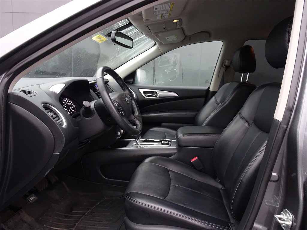 Used 2019 Nissan Pathfinder SL image 7
