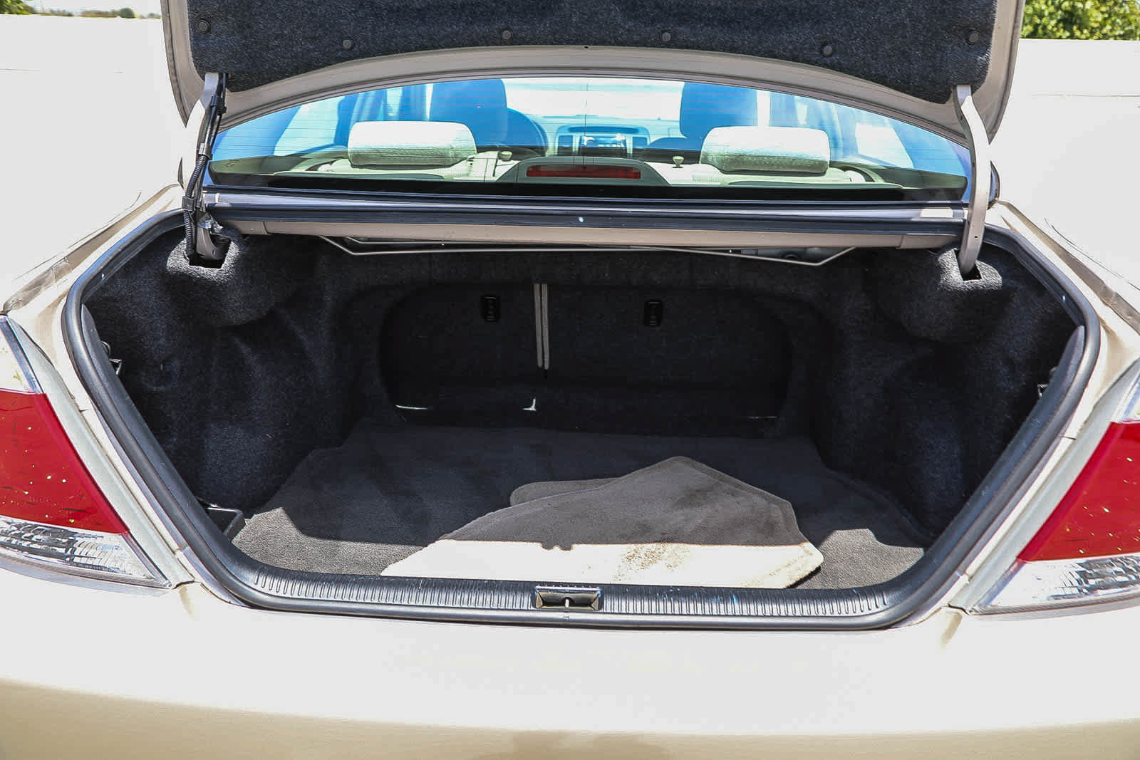Used 2006 Toyota Camry LE FWD image 24