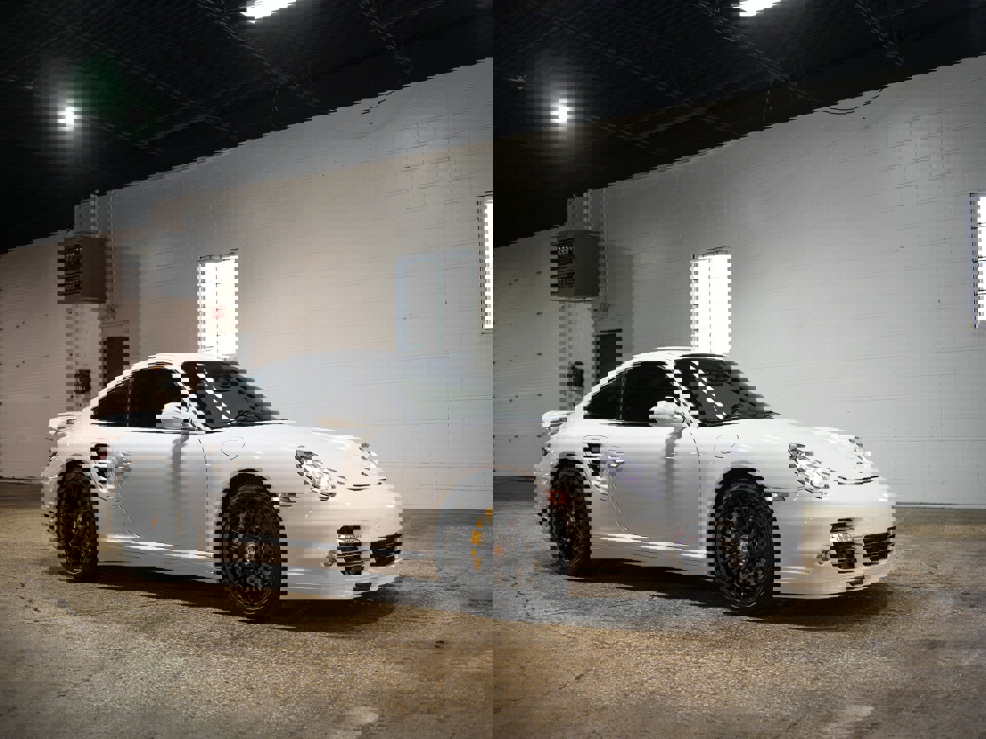 Used 2013 Porsche 911 Turbo S image 9