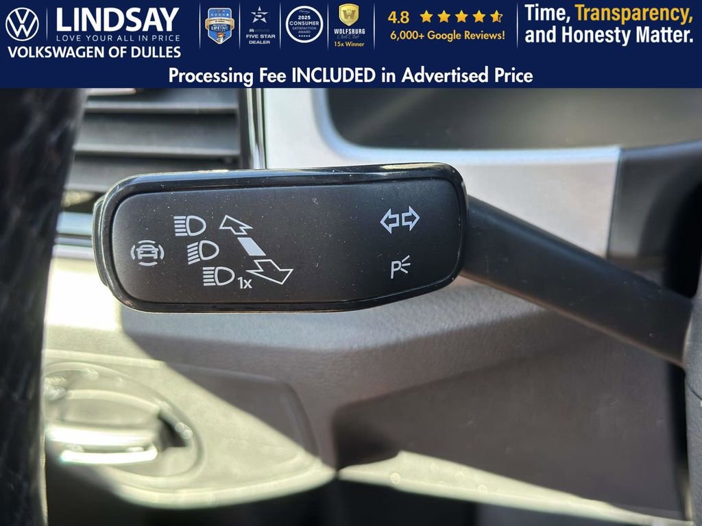 Used 2022 Volkswagen Atlas Cross Sport SEL R-Line image 22