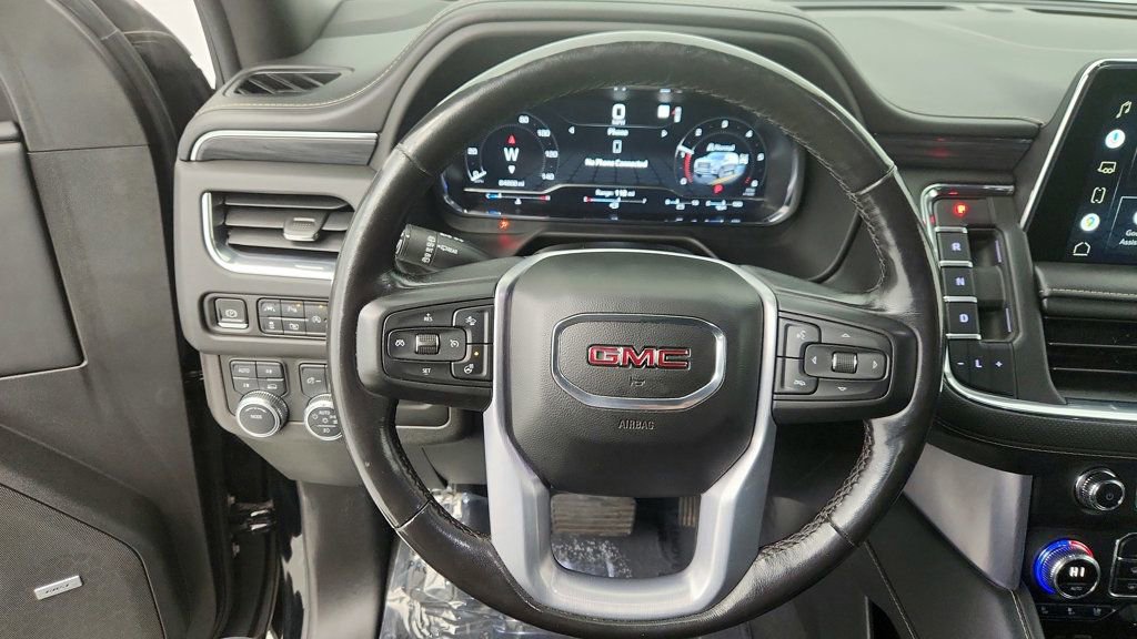 Used 2022 GMC Yukon XL SLT w/ SLT Premium Package image 13