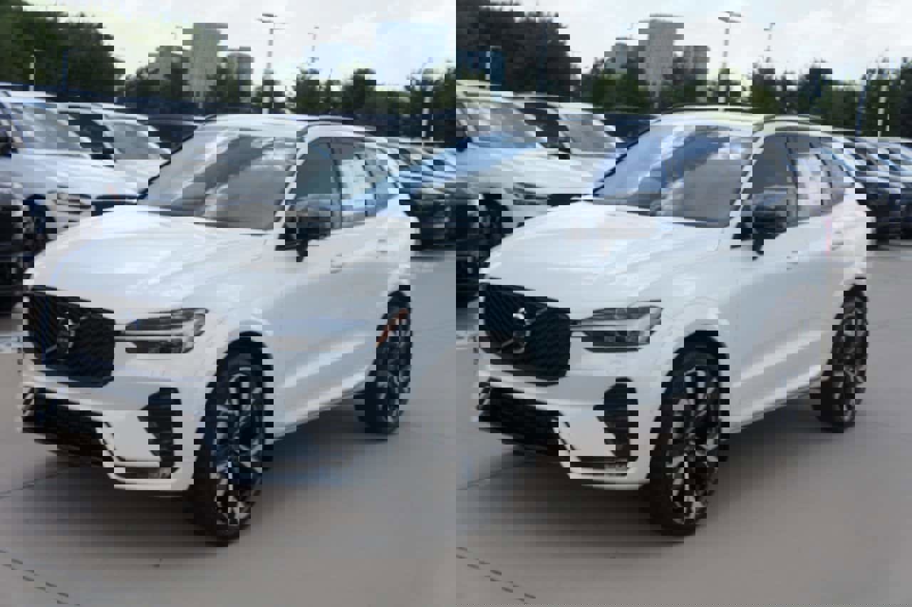 New 2026 Volvo XC60 B5 Ultra w/ Protection Package Premier image 2