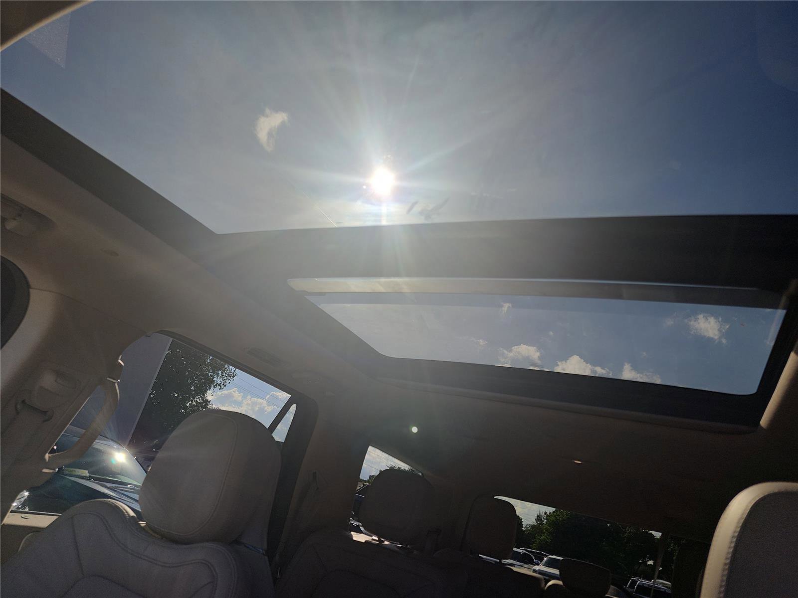 Used 2020 Lincoln Navigator Reserve w/ Luxury Package image 20