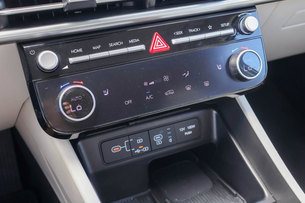 Used 2025 Hyundai Tucson SEL FWD image 14