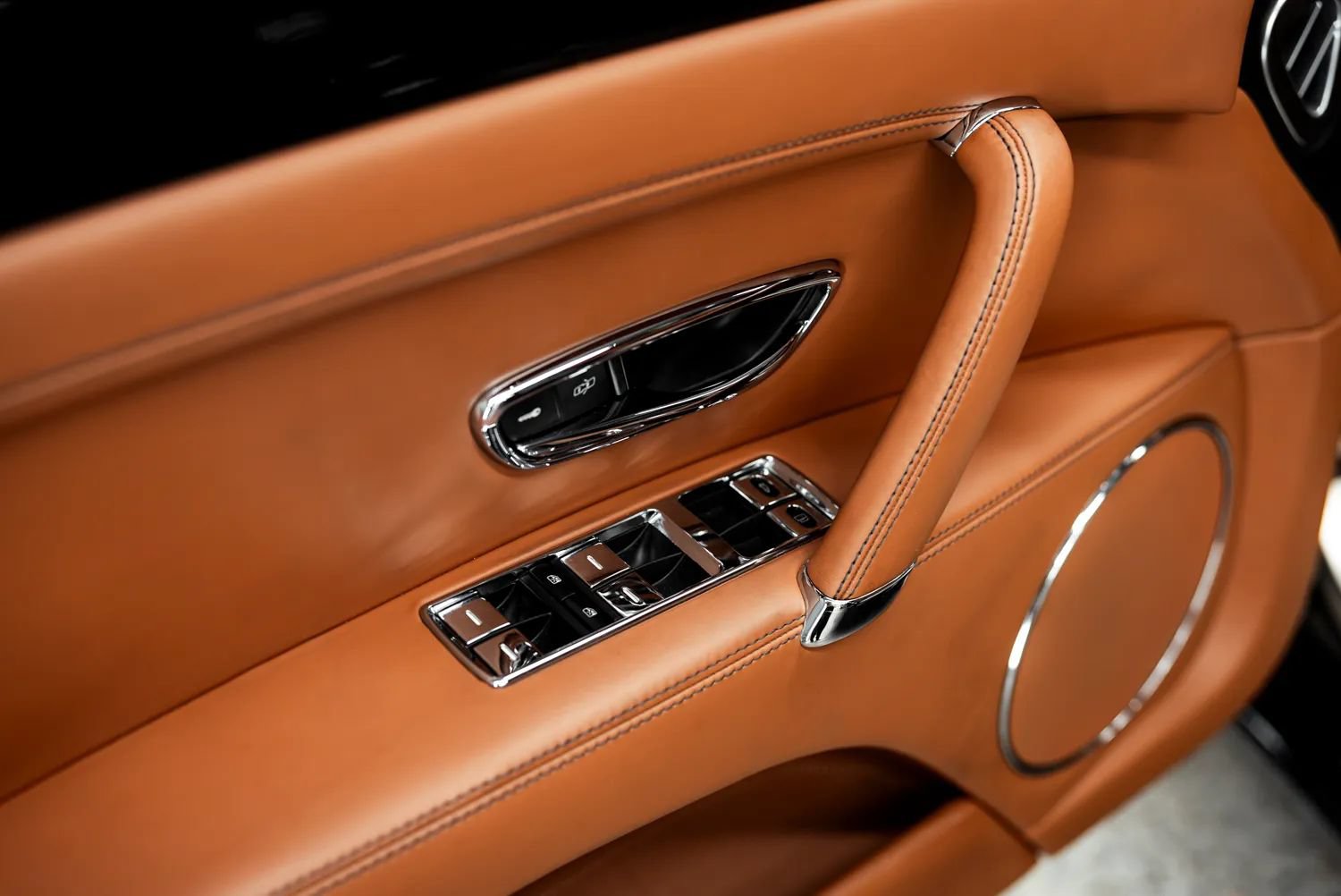 Used 2014 Bentley Flying Spur W12 AWD/4WD image 21