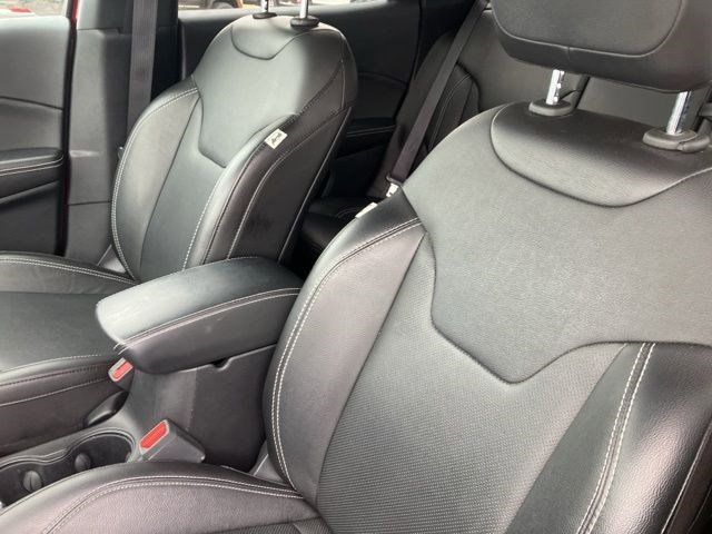 Certified 2021 Jeep Compass Latitude AWD/4WD image 11