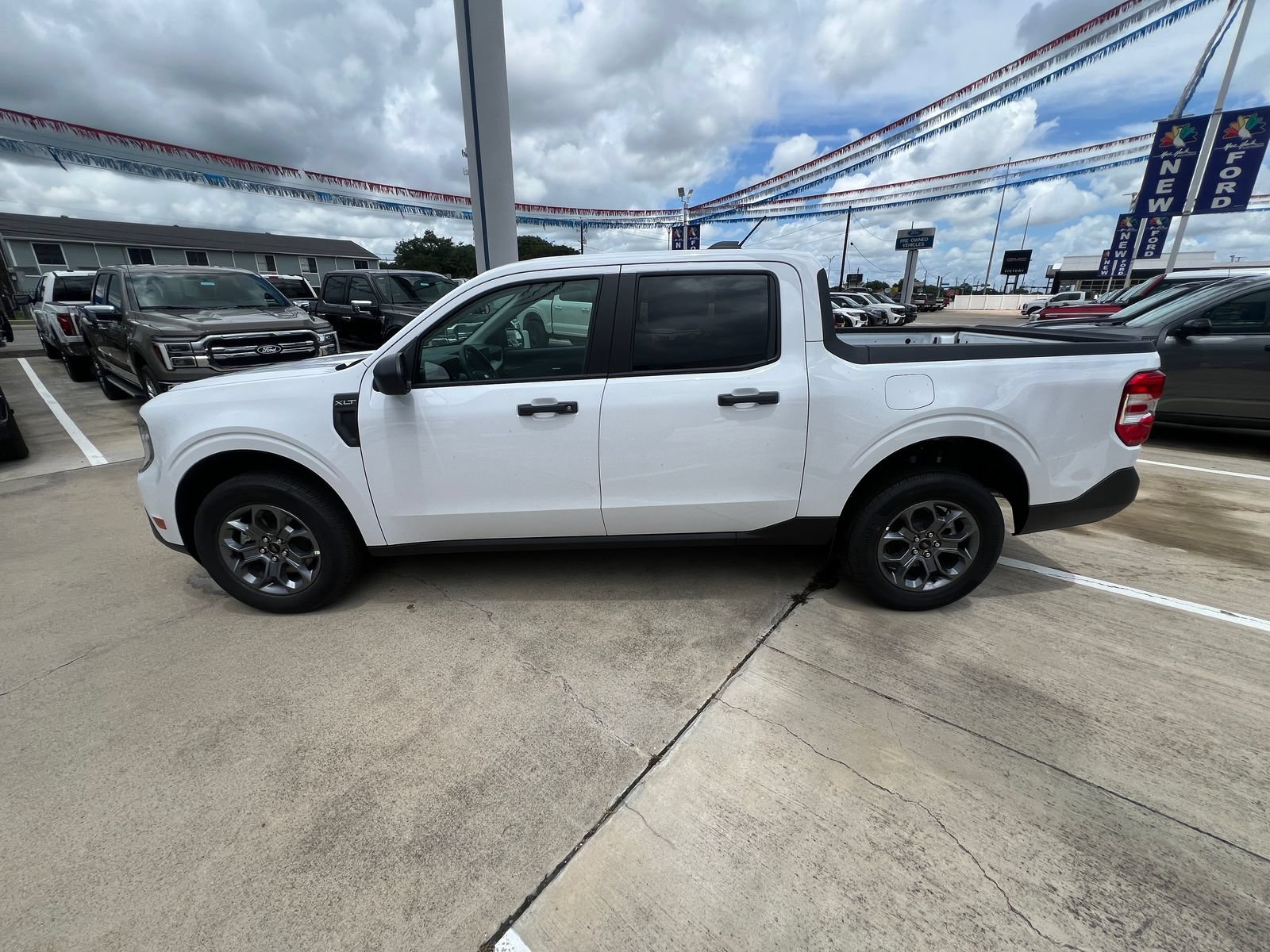 New 2026 Ford Maverick XLT FWD image 6