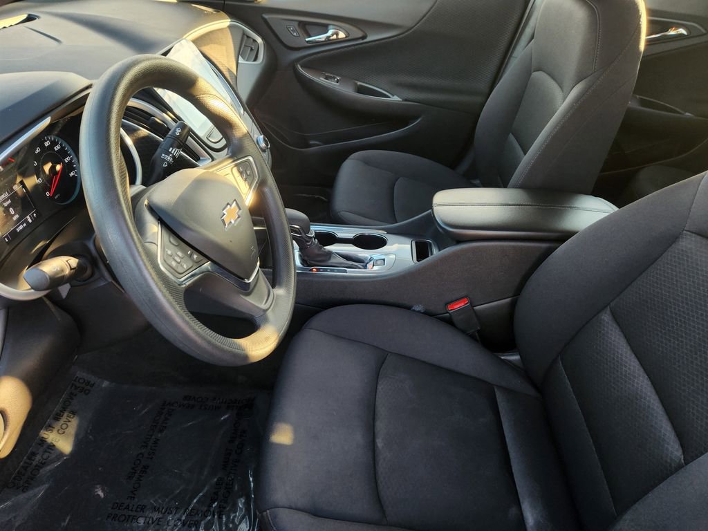 Used 2024 Chevrolet Malibu LT image 14