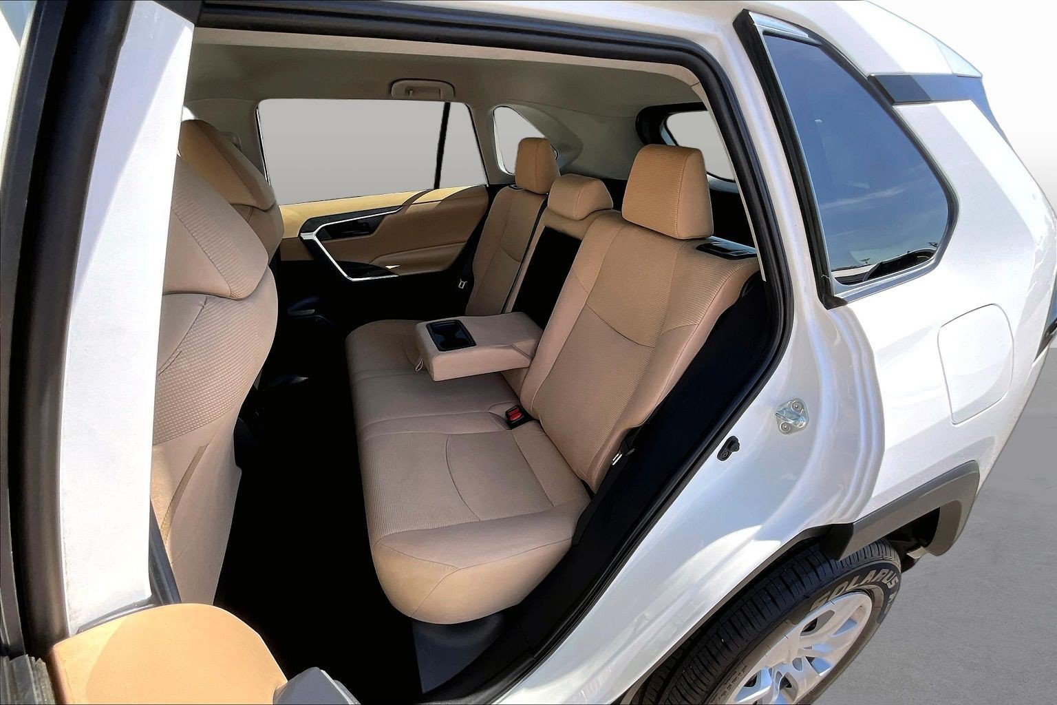 Used 2022 Toyota RAV4 LE FWD image 26