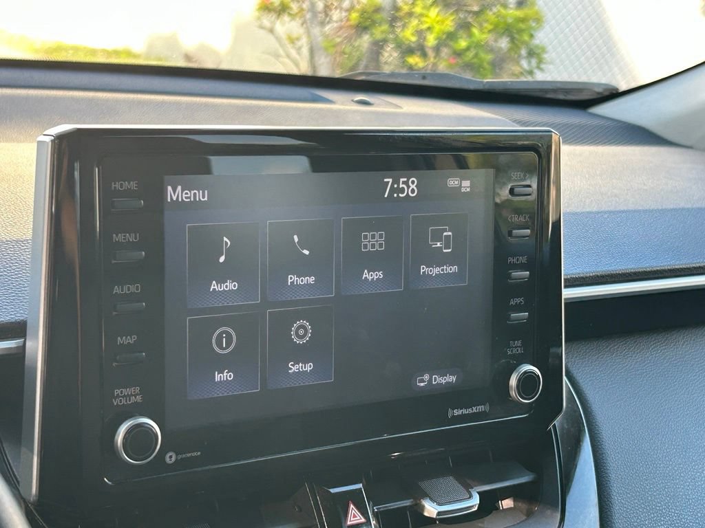 Used 2022 Toyota Corolla Cross XLE FWD image 22