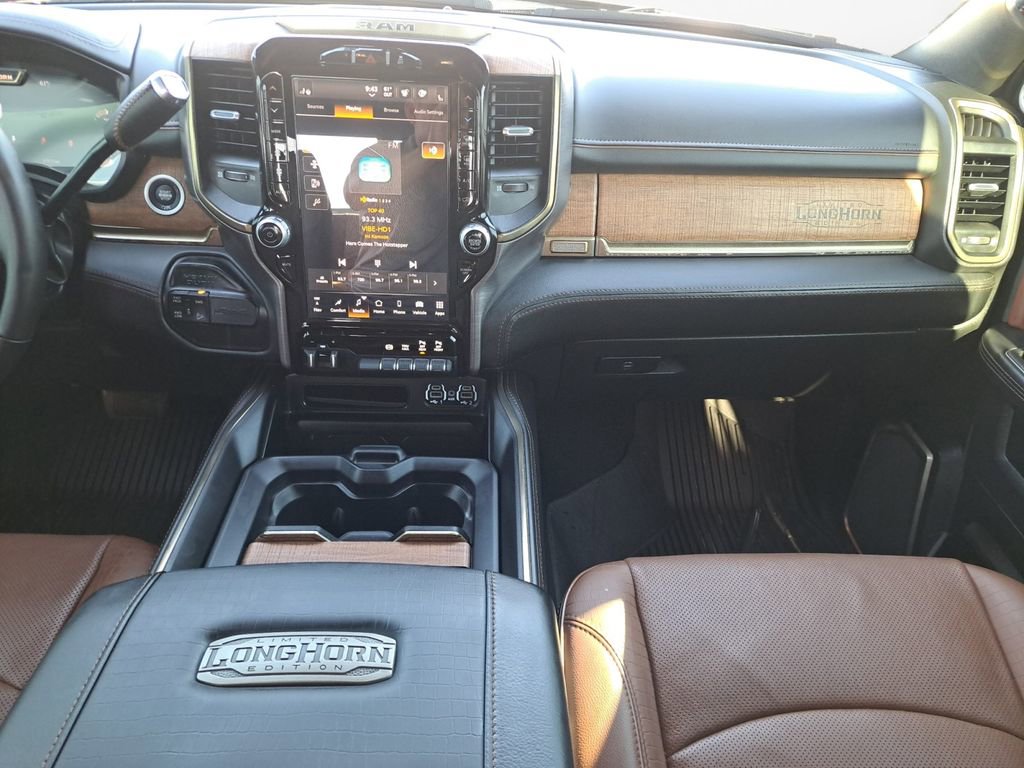 Used 2024 RAM 2500 Limited w/ Towing Technology Group image 3