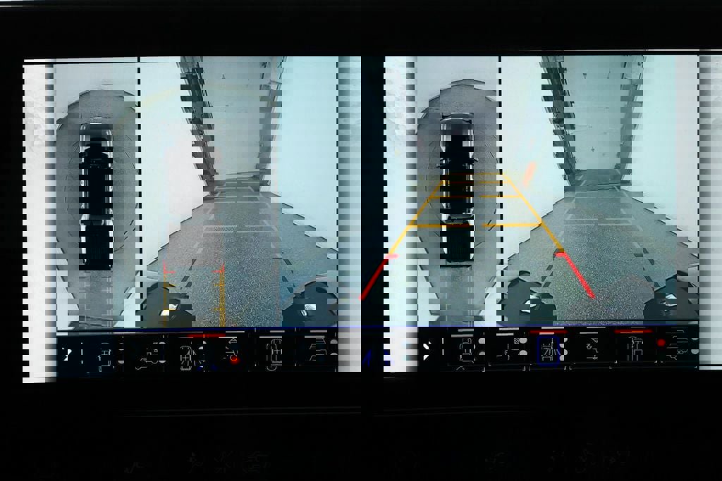 Used 2022 GMC Hummer EV Edition 1 w/ LPO, Illumination Package image 18