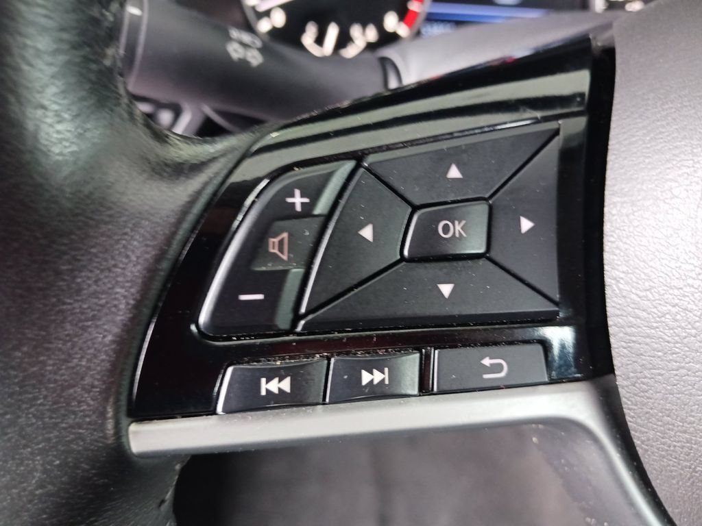 Used 2024 Nissan Altima 2.5 SV w/ SV Premium Package FWD image 34