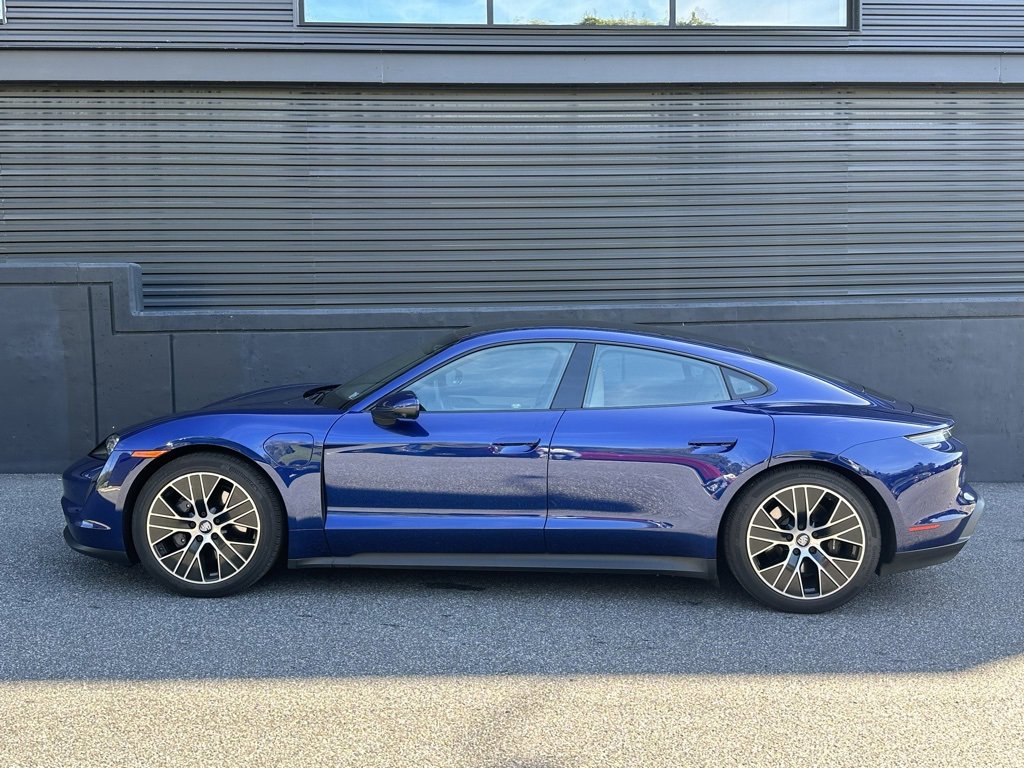 Certified 2022 Porsche Taycan image 7