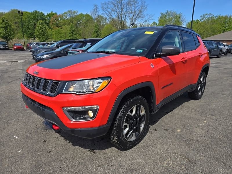 Used 2017 Jeep Compass Trailhawk w/ Cold Weather Group AWD/4WD image 3