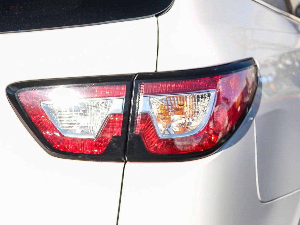 Used 2017 Chevrolet Traverse Premier image 10