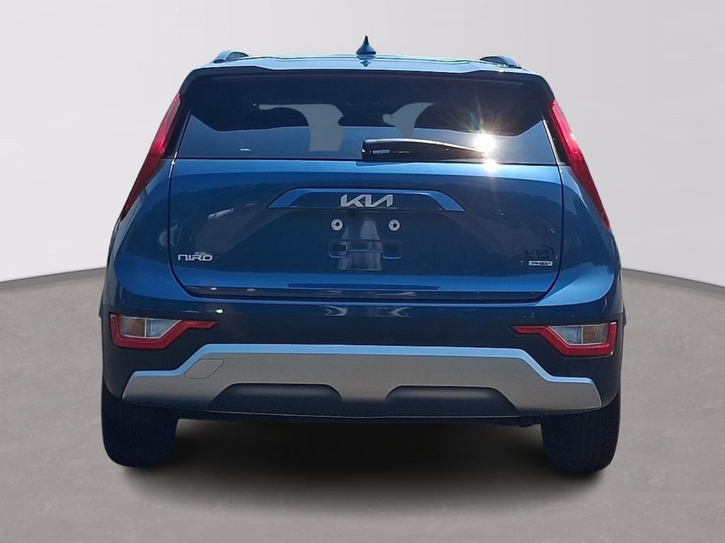 Used 2025 Kia Niro EX w/ EX Cold Weather Package FWD image 5