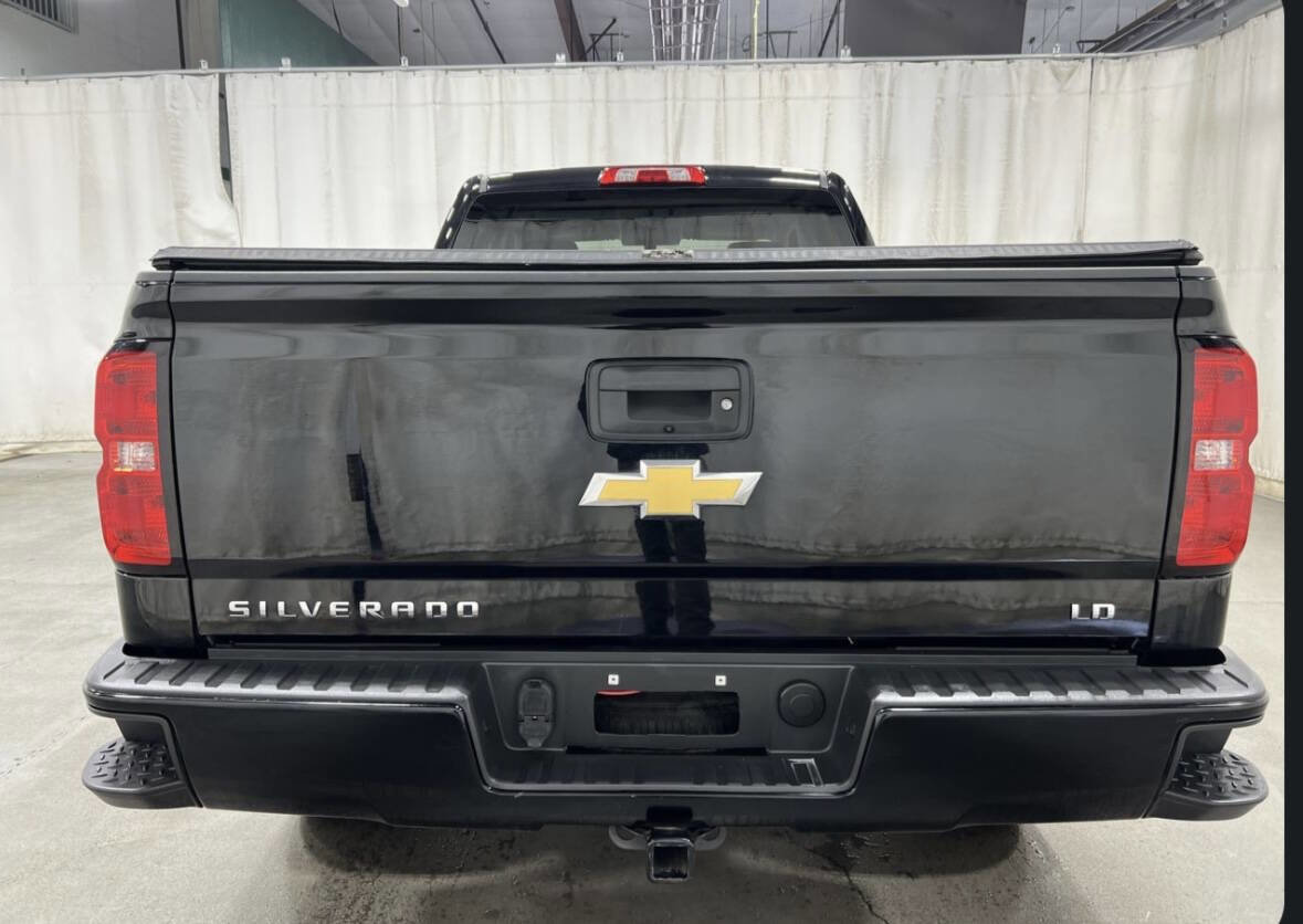 Used 2019 Chevrolet Silverado 1500 LT w/ All Star Edition AWD/4WD image 3