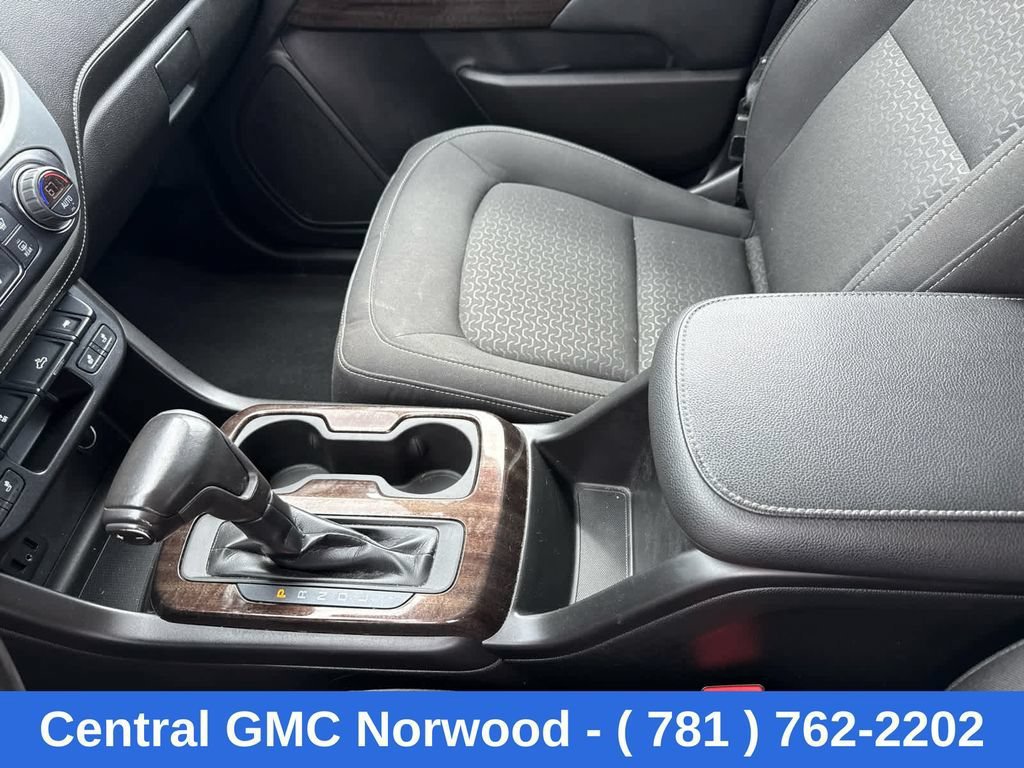 Certified 2020 GMC Canyon SLE w/ SLE Convenience Package AWD/4WD image 18