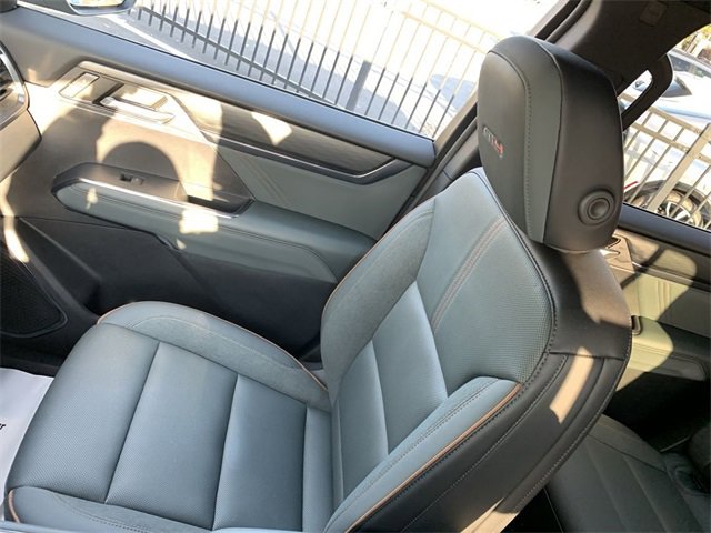 Used 2024 GMC Acadia AT4 w/ Luxury Package image 29