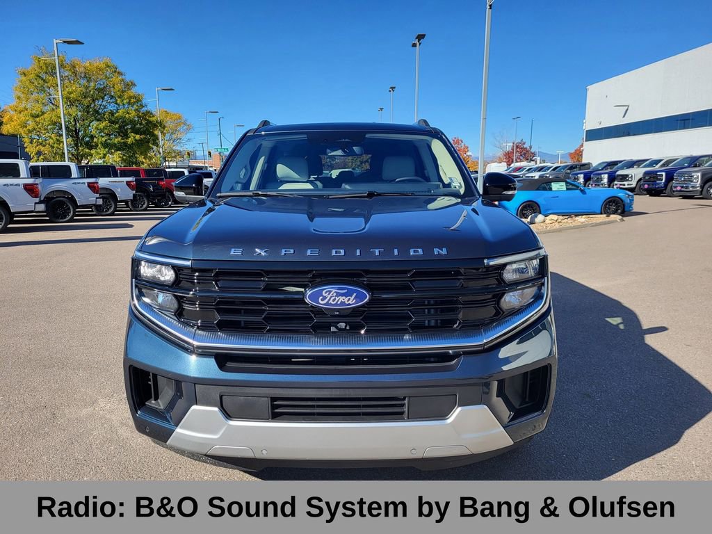 Used 2025 Ford Expedition Platinum w/ Driver's Package image 8