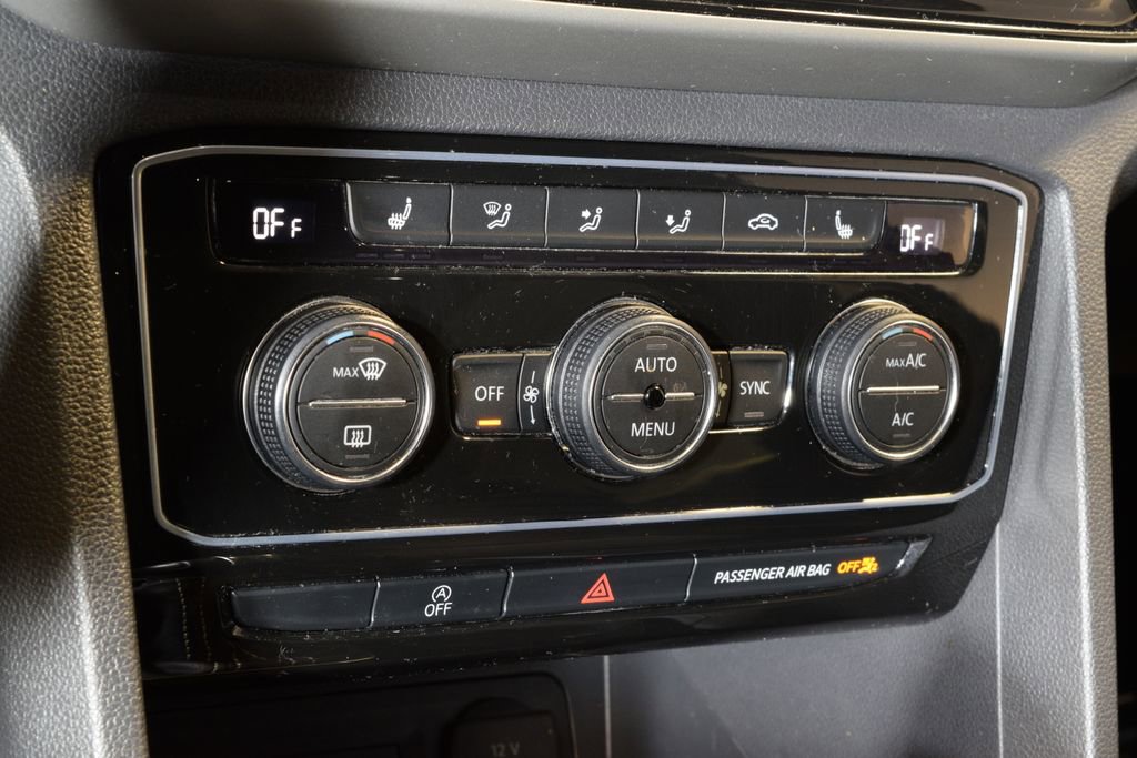 Used 2021 Volkswagen Atlas Cross Sport SEL AWD/4WD image 24