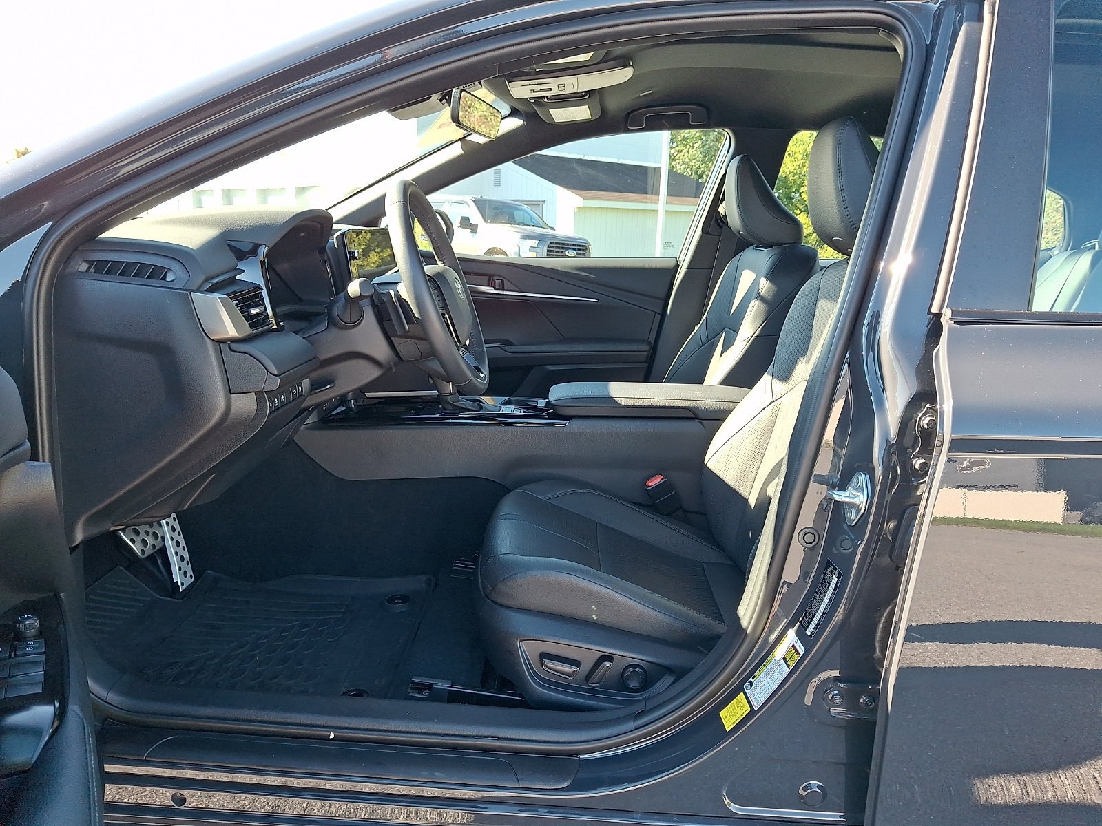 Certified 2025 Toyota Camry XSE FWD image 15