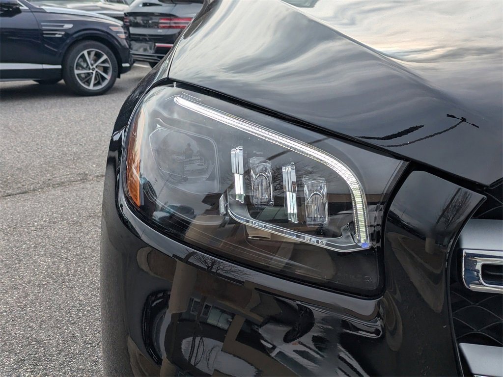 Used 2021 Mercedes-Benz GLS 580 4MATIC image 10