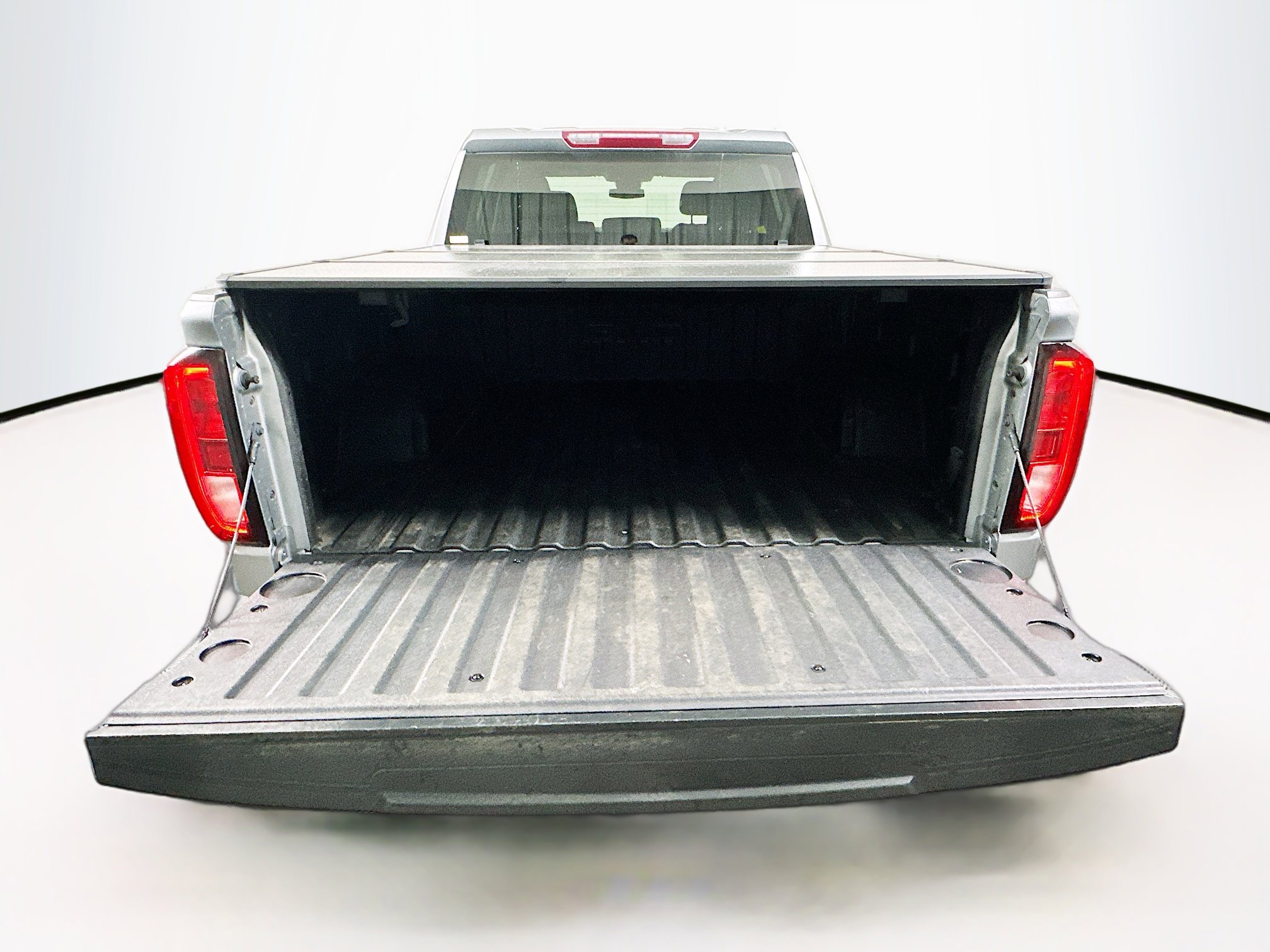 Used 2023 GMC Sierra 1500 SLE image 27