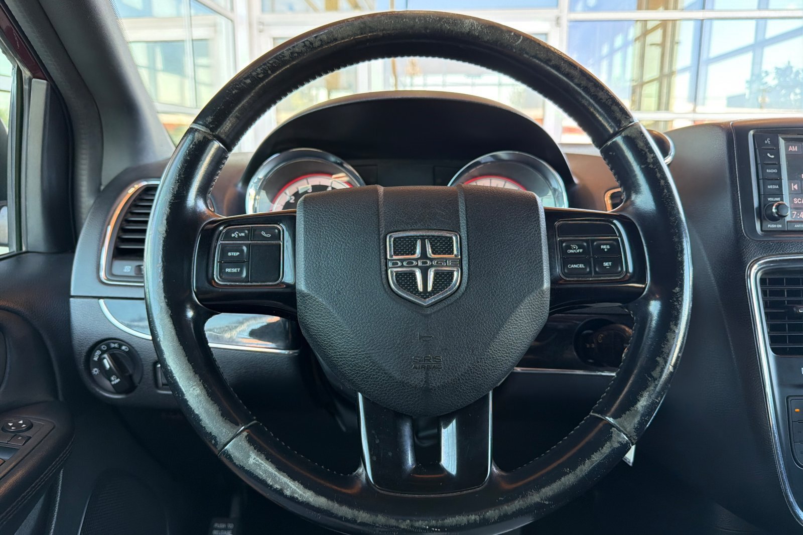 Used 2020 Dodge Grand Caravan SE FWD image 25