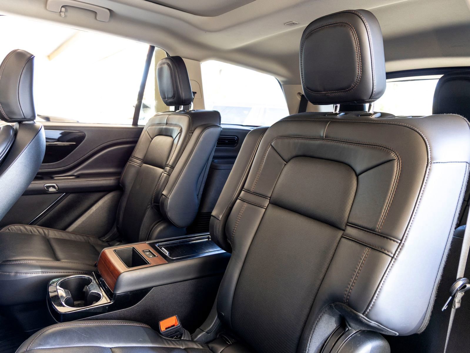 Used 2021 Lincoln Aviator Reserve w/ Equipment Group 201A image 21