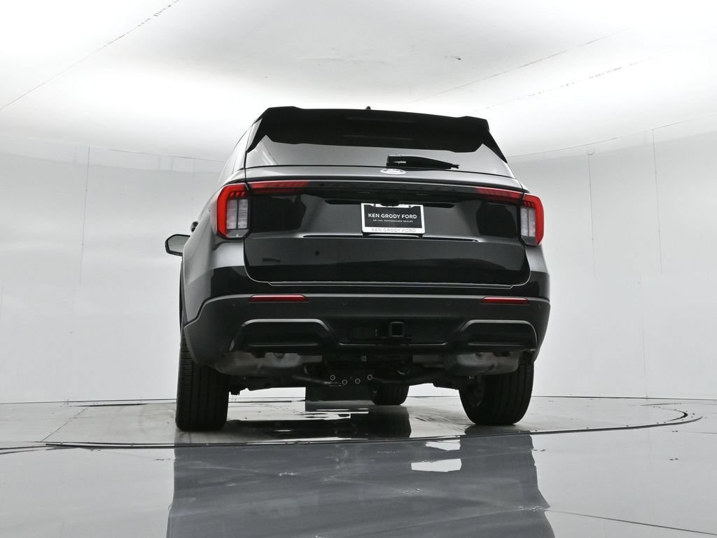 New 2026 Ford Explorer ST-Line w/ ST-Line Street Pack RWD image 47