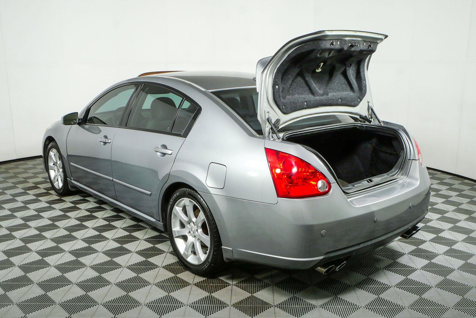 Used 2008 Nissan Maxima 3.5 SE w/ Sensory Pkg FWD image 29