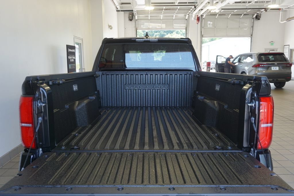 New 2026 Toyota Tacoma TRD Off-Road AWD/4WD image 18