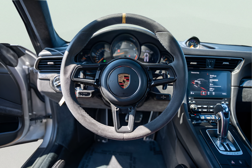 Used 2018 Porsche 911 GT2 RS RWD image 32