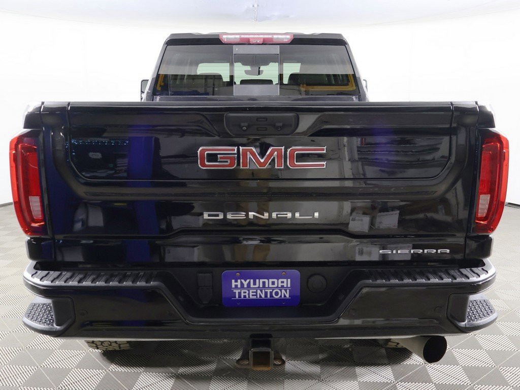 Used 2022 GMC Sierra 2500 Denali w/ Denali Black Diamond Edition image 15