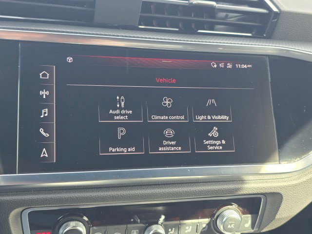 Used 2021 Audi Q3 2.0T Premium Plus w/ Premium Plus Package image 38