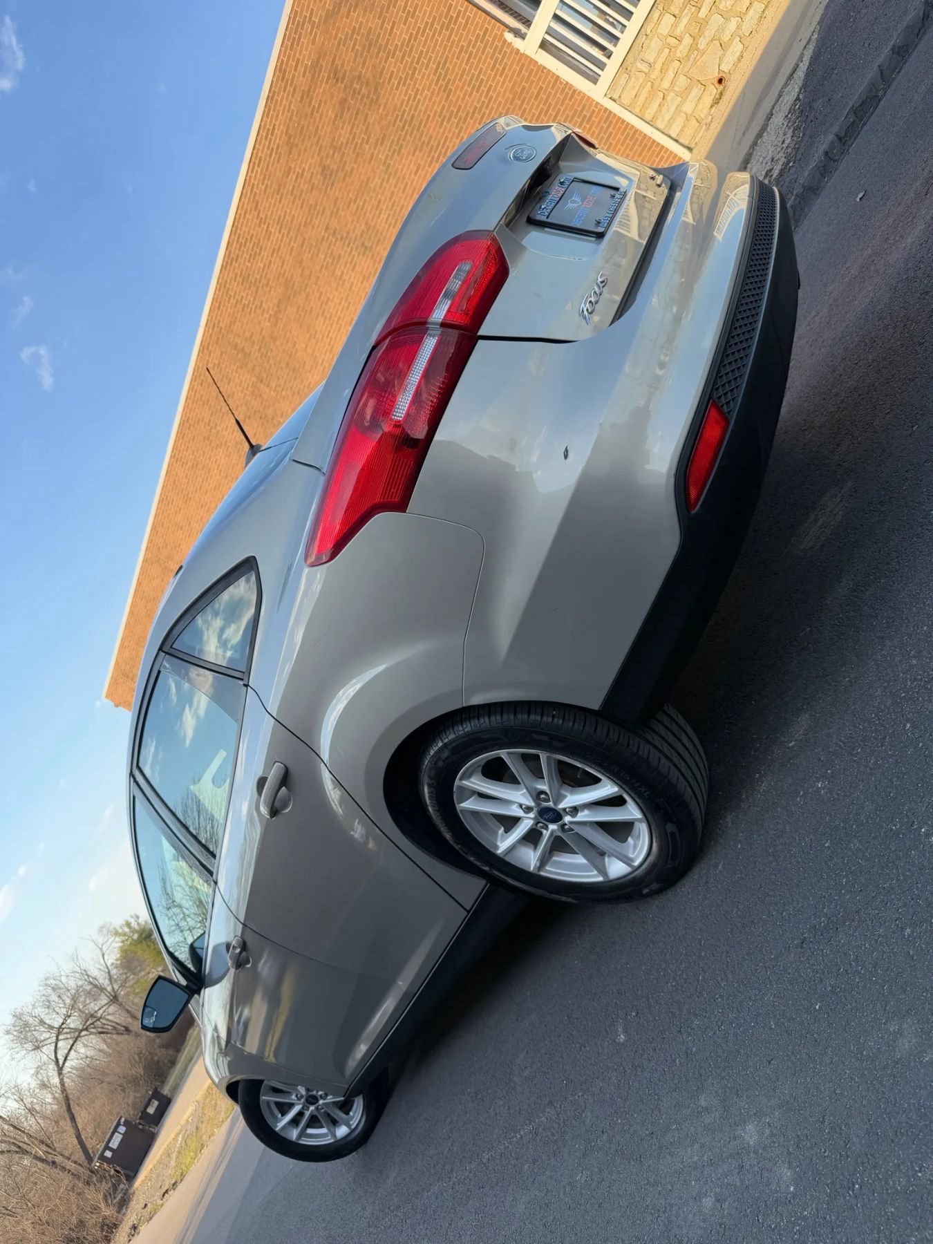 Used 2015 Ford Focus SE FWD image 53