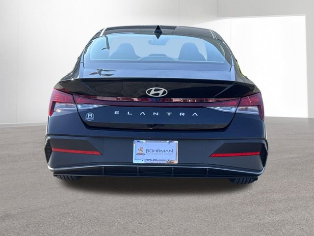 New 2026 Hyundai Elantra SEL Sport Premium FWD image 6
