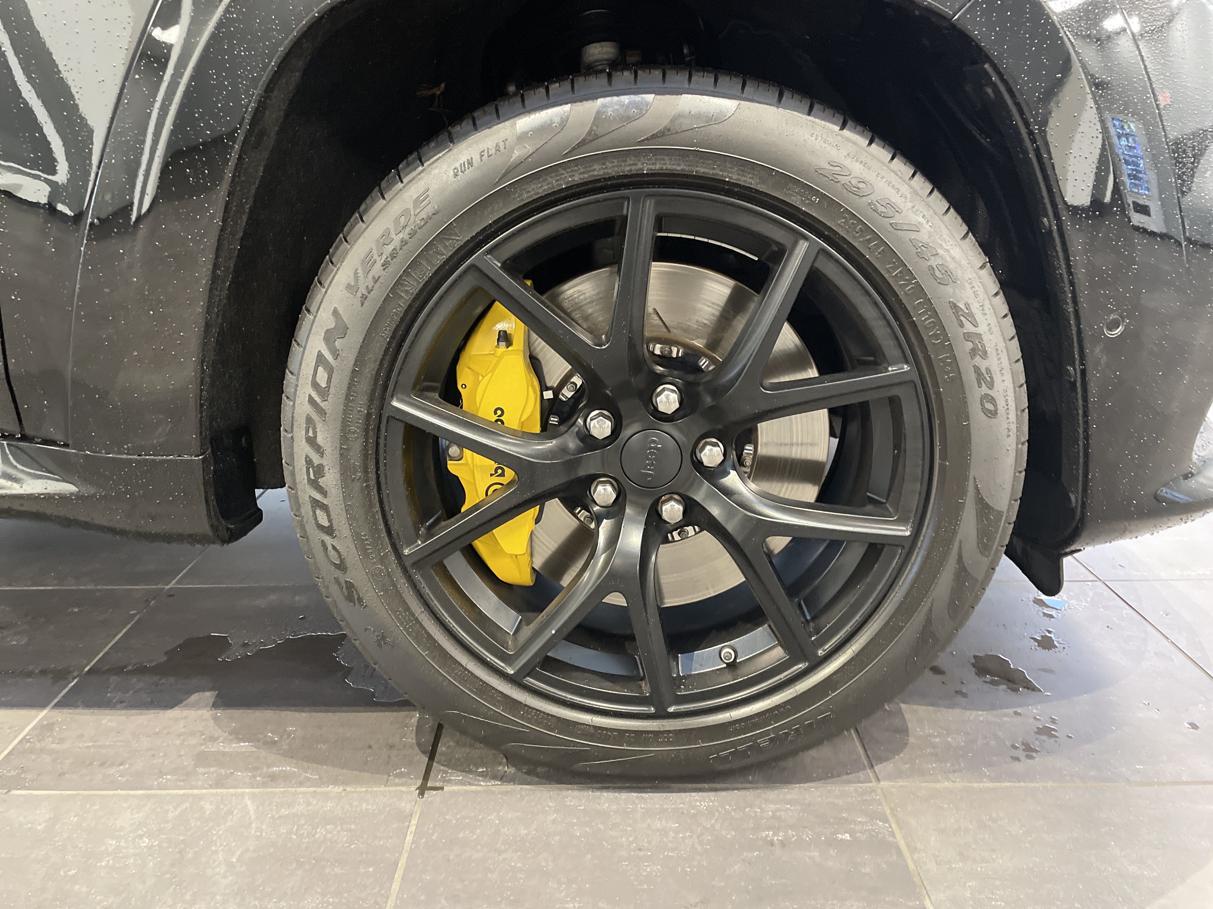 Used 2018 Jeep Grand Cherokee Trackhawk AWD/4WD image 14